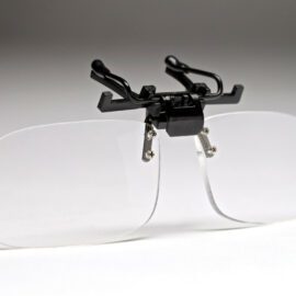 GLASSES_+3.0 FLIP UP CLIP ON READERS
